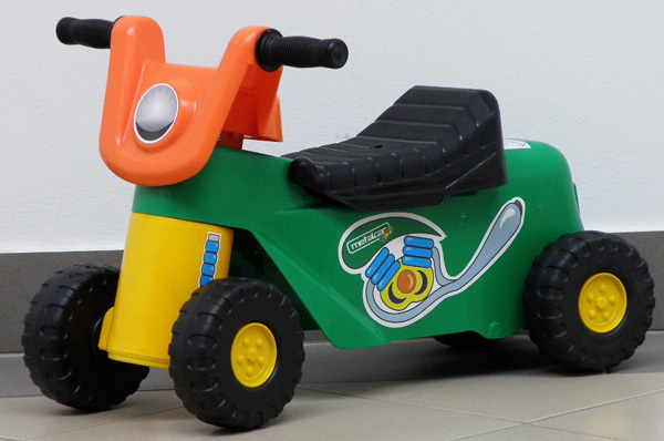 Aufsitzspielzeug Laufrad Motorrad Babyrutscher von Metalcar